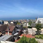 Chantemerle A Partir De 2 Personnes فيلة *