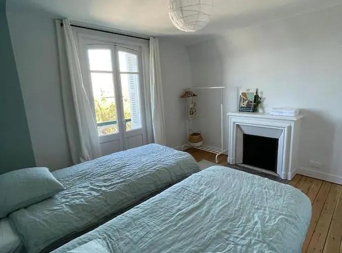 Chantemerle à Partir De 2 Personnes Villa *