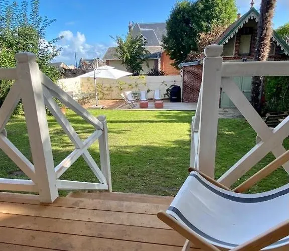 Вилла Chantemerle A Partir De 2 Personnes